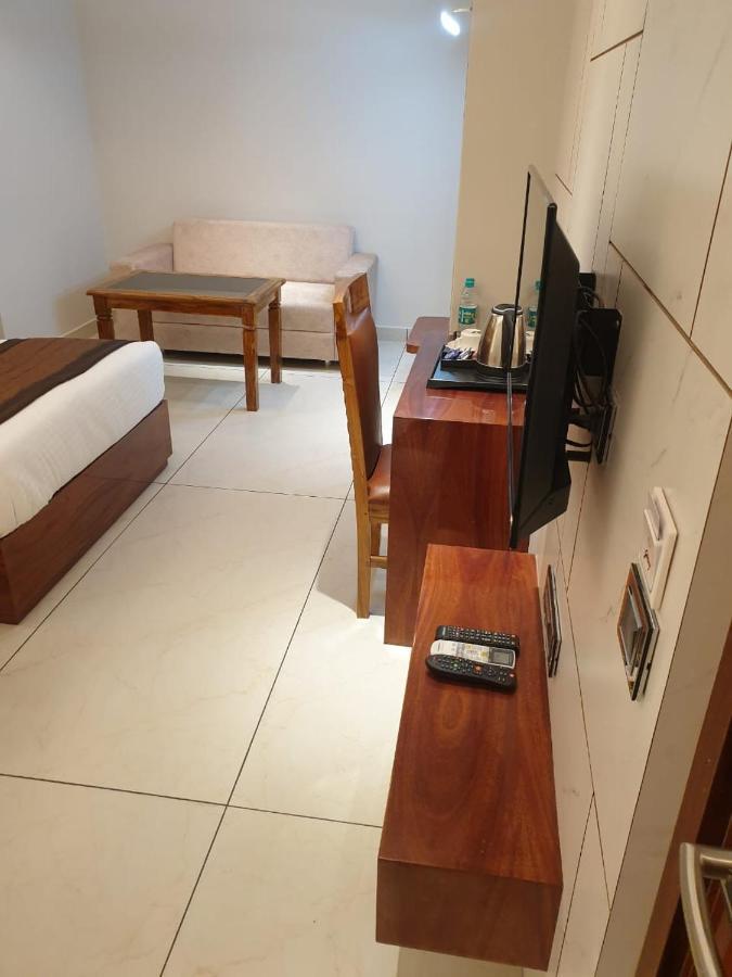 Hotel Suncity Palace Katihar Esterno foto