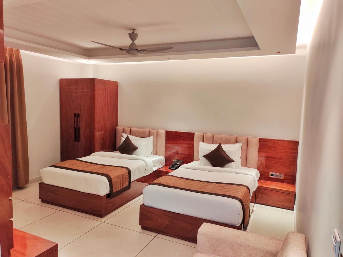Hotel Suncity Palace Katihar Esterno foto
