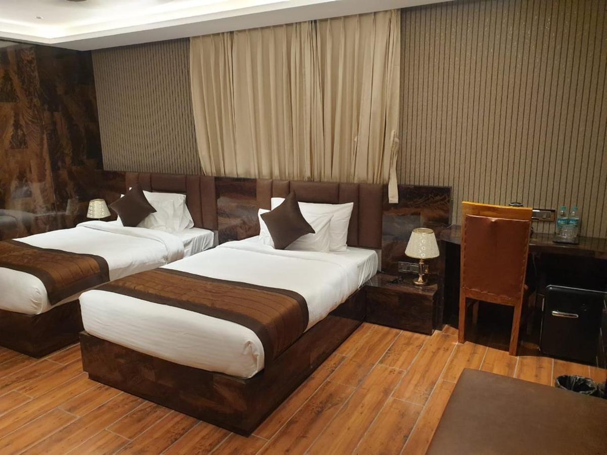Hotel Suncity Palace Katihar Esterno foto