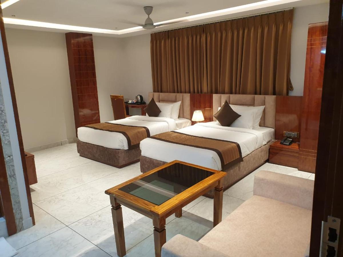 Hotel Suncity Palace Katihar Esterno foto