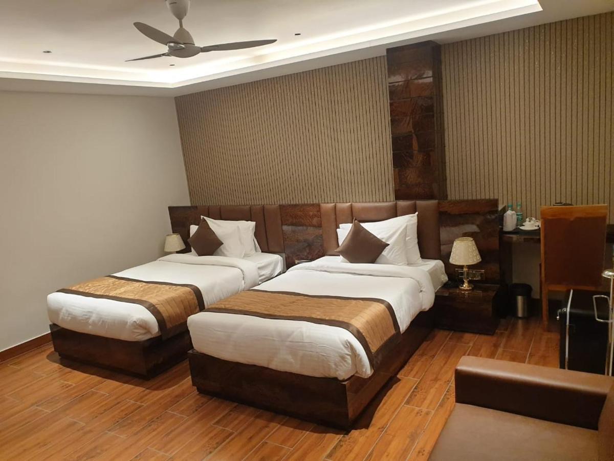 Hotel Suncity Palace Katihar Esterno foto