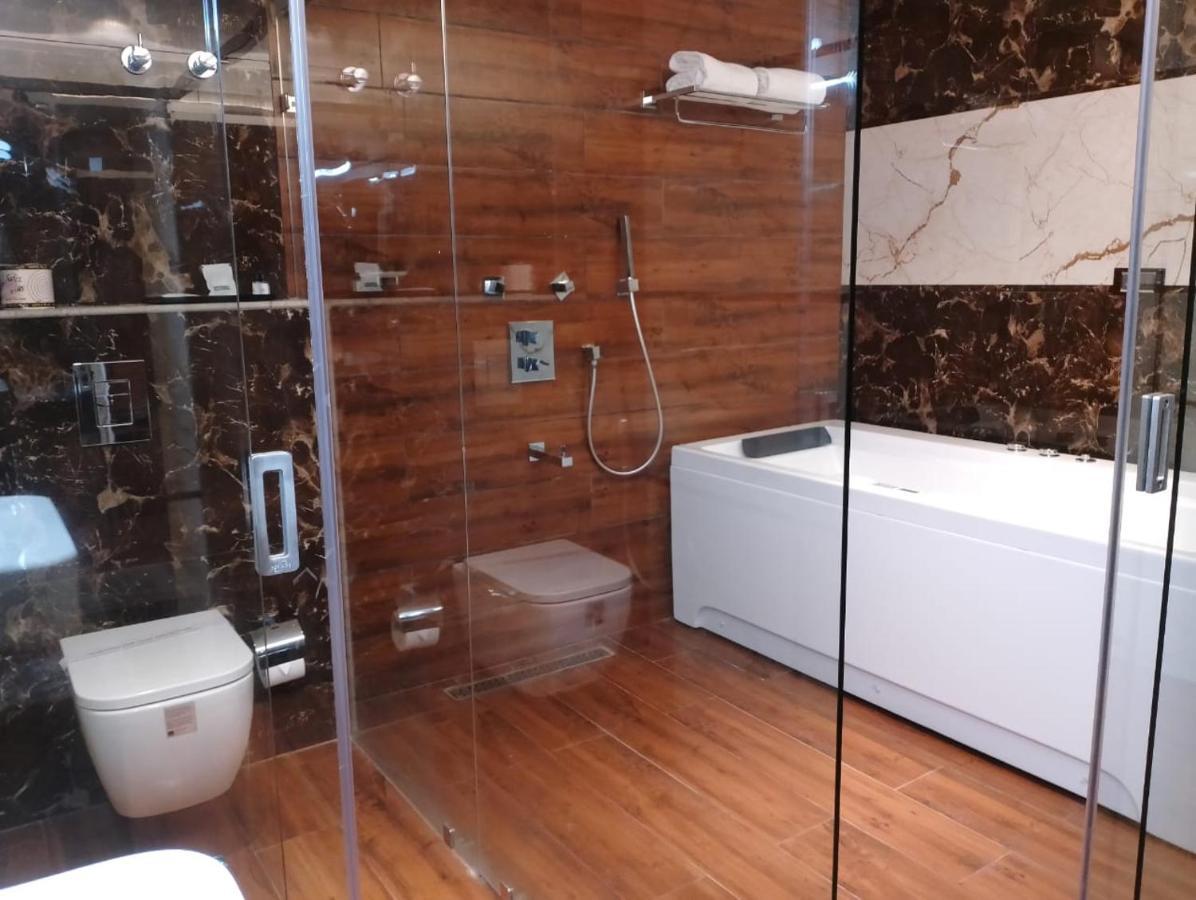 Hotel Suncity Palace Katihar Esterno foto