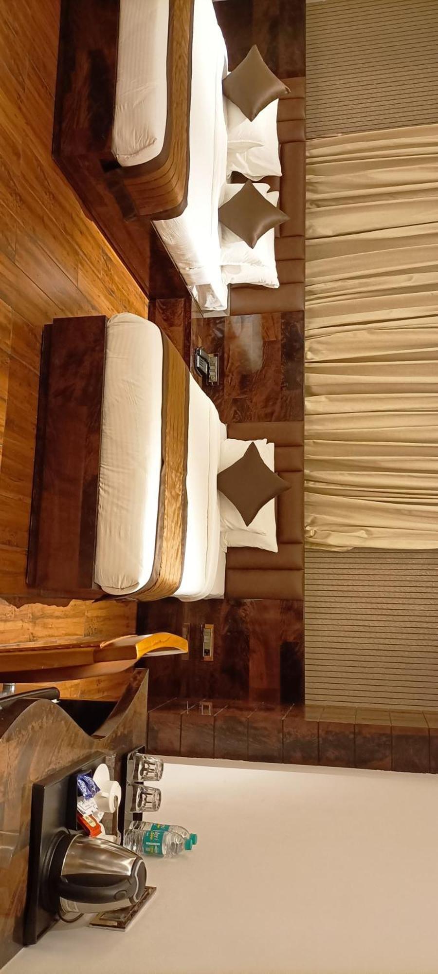 Hotel Suncity Palace Katihar Esterno foto