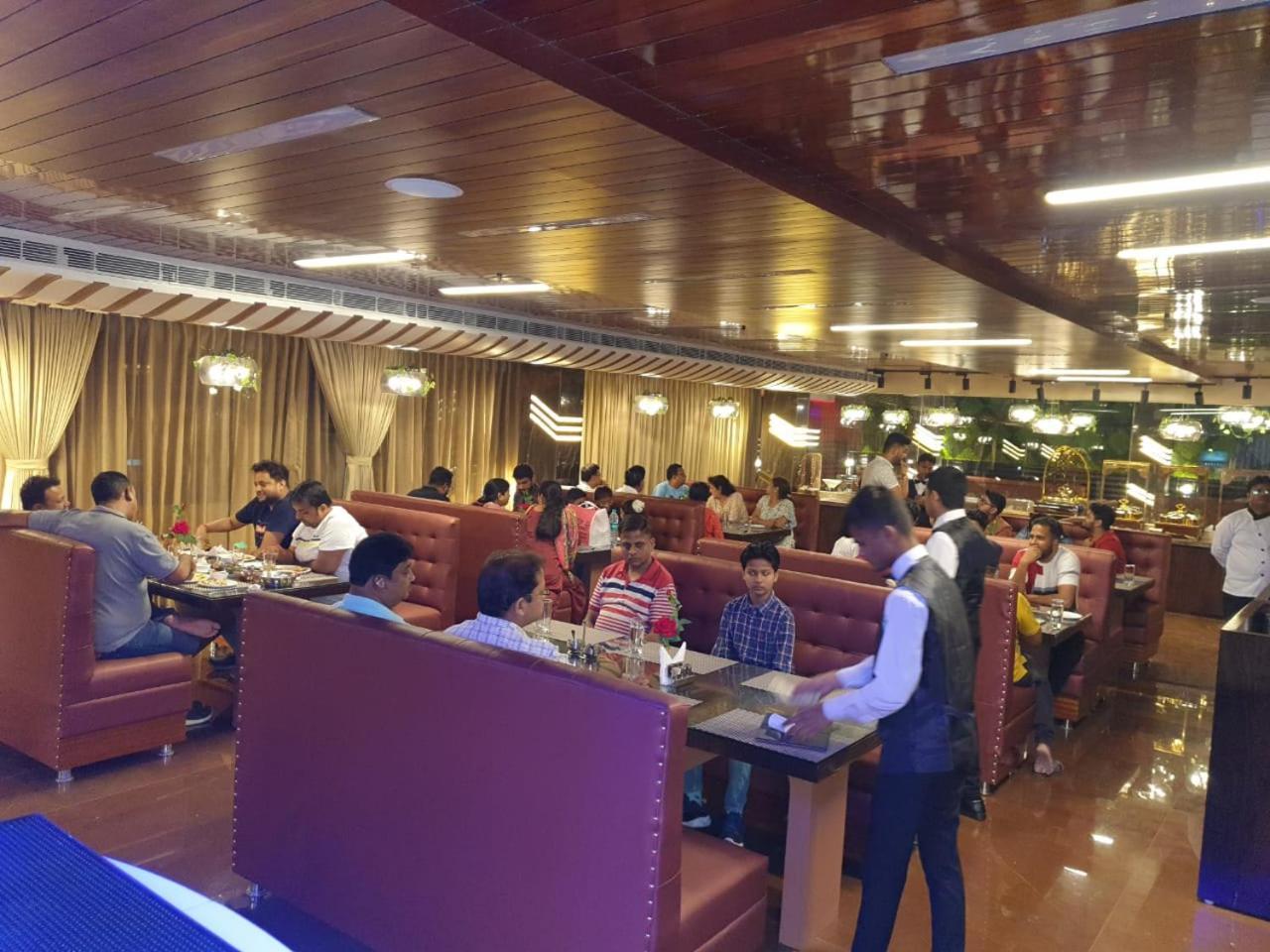 Hotel Suncity Palace Katihar Esterno foto