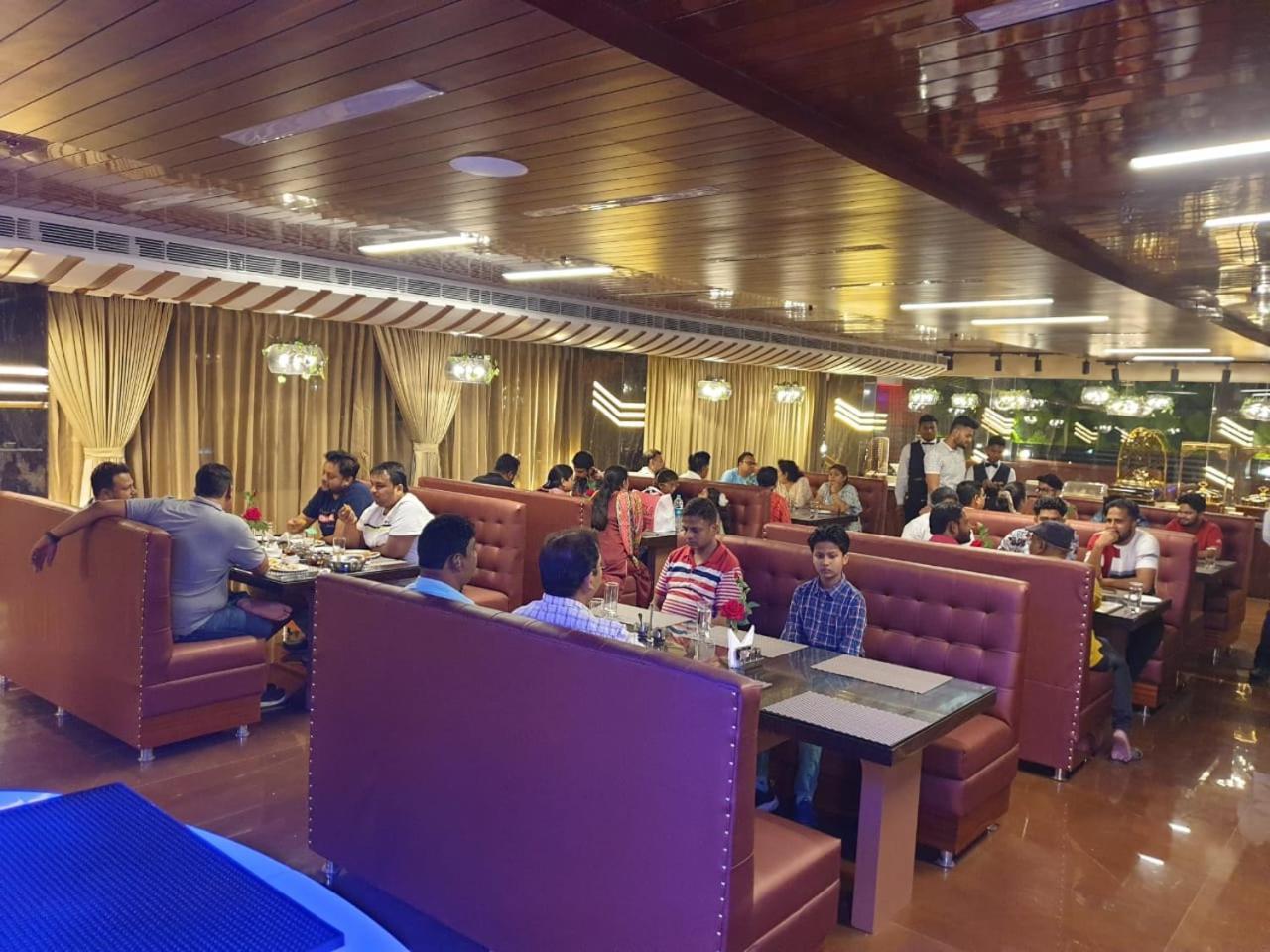 Hotel Suncity Palace Katihar Esterno foto