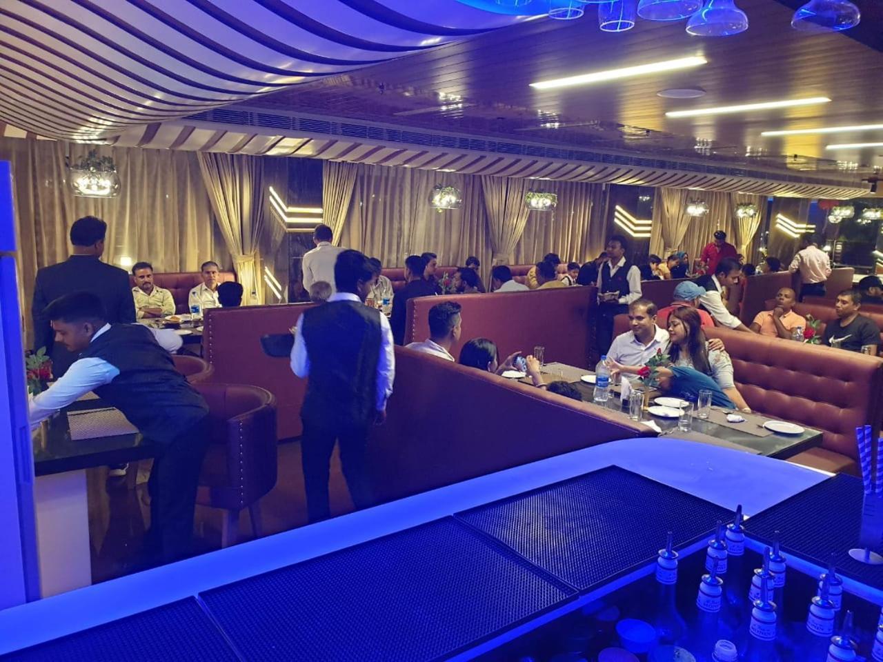 Hotel Suncity Palace Katihar Esterno foto
