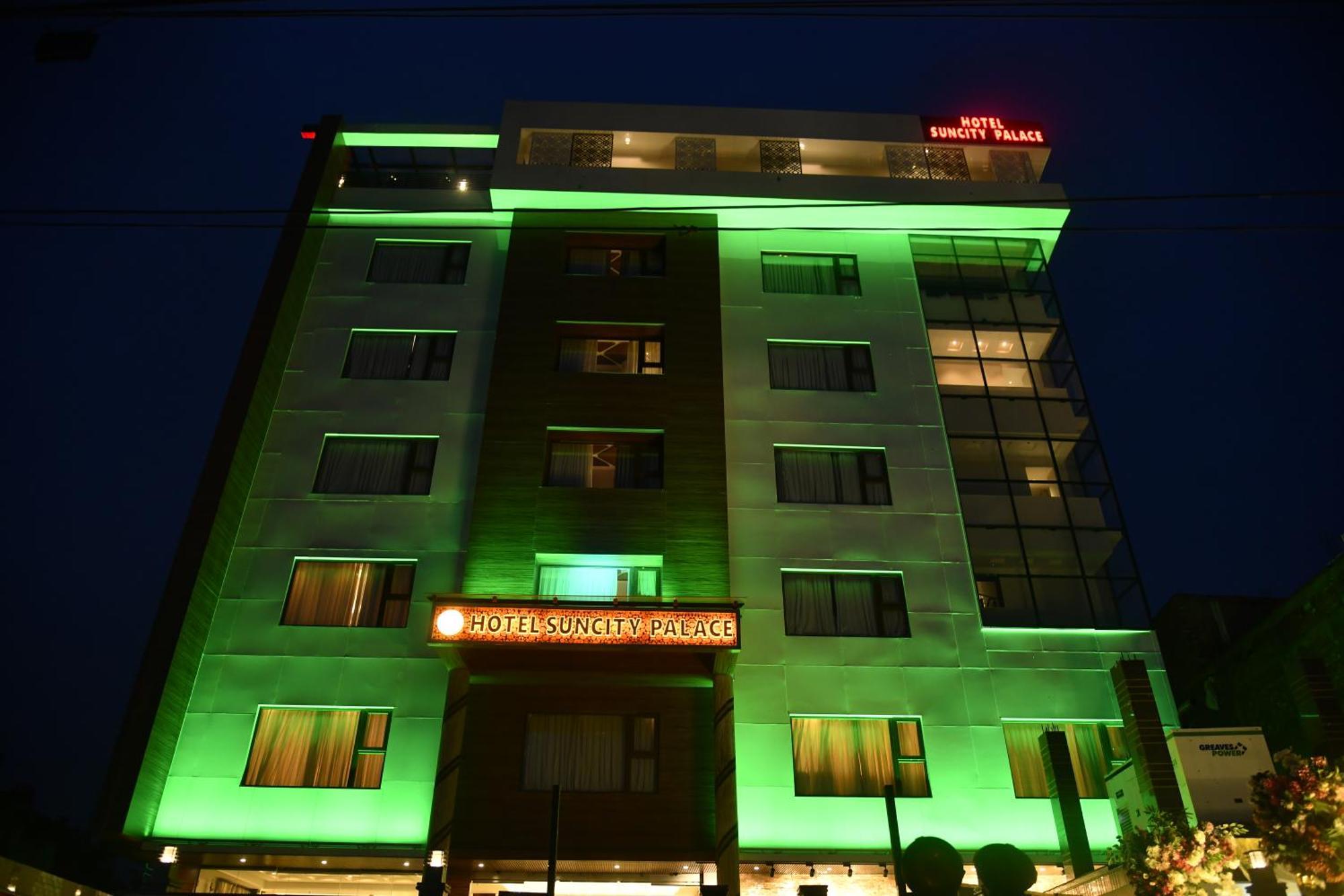 Hotel Suncity Palace Katihar Esterno foto